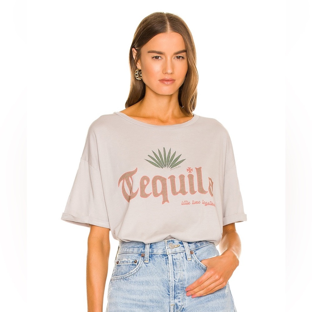 Tequila Tee in Stardust  | Casual Gray Graphic Tee